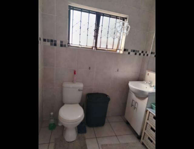 2.5 BEDROOM HOUSE FOR SALE IN MEREWENT